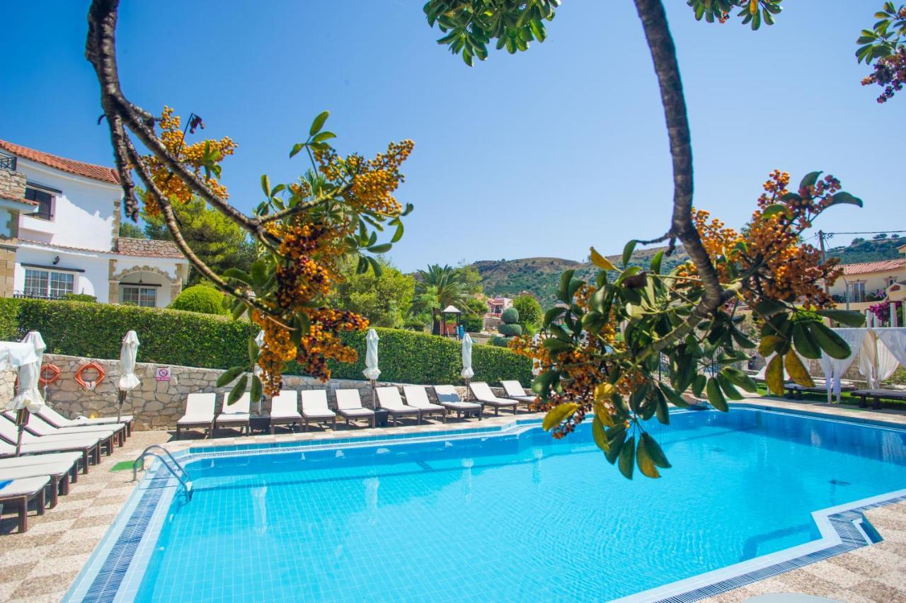 Anagenessis Village Hotel Kalamaki  Bagian luar foto
